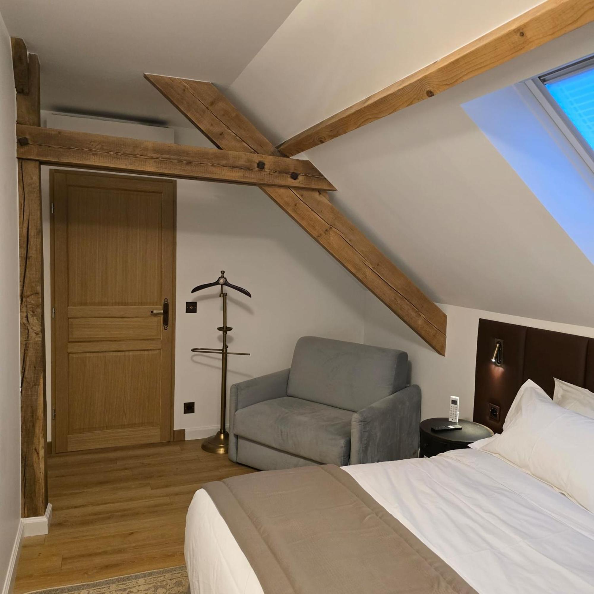 Le Cottage Maisonnette Dans Corps De Ferme Ollainville Bagian luar foto
